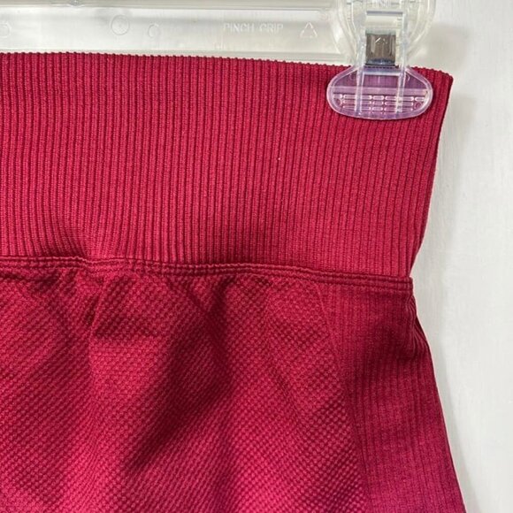 Pink Active compression textured bike shorts. Maroon and pink.  Size S - Picture 3 of 8